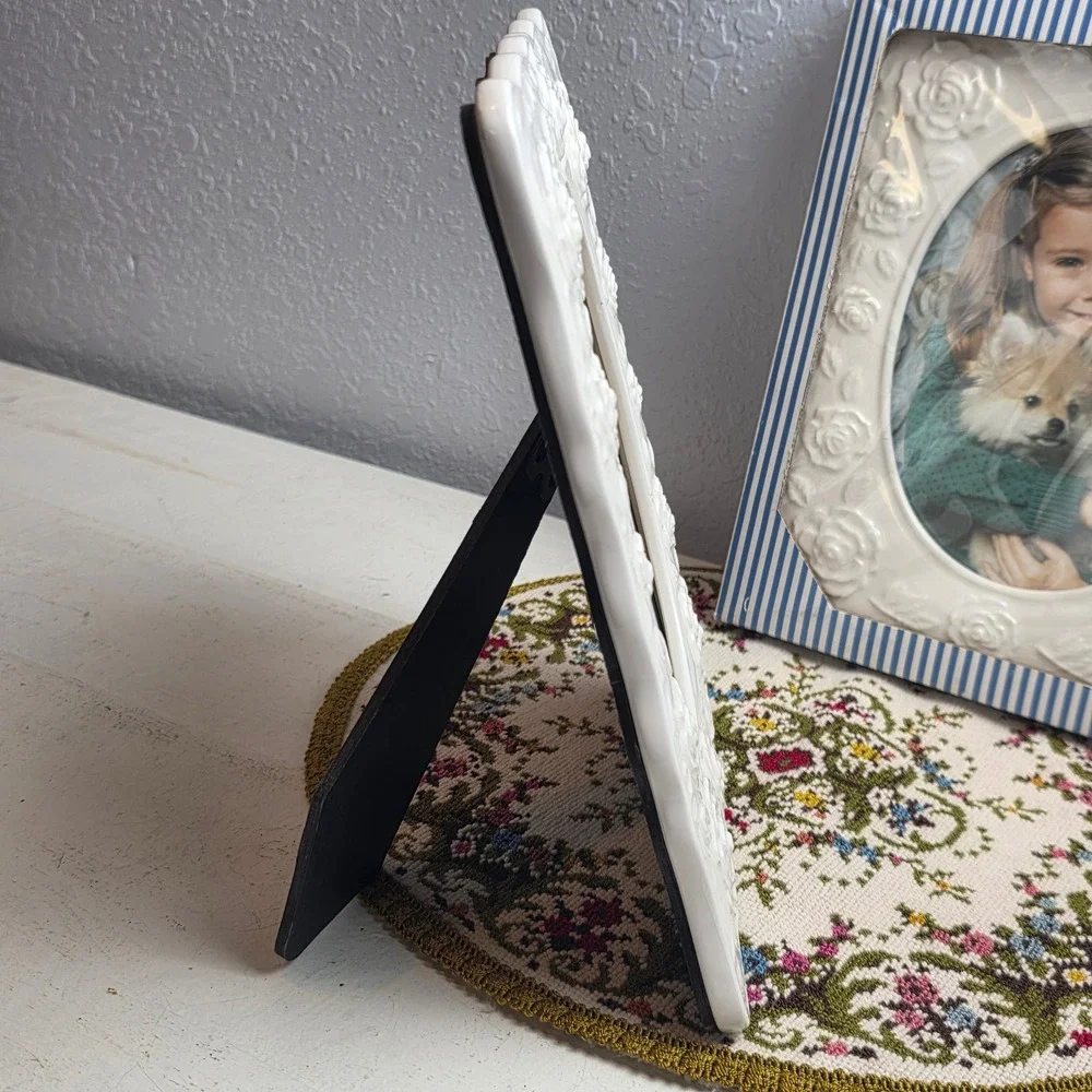 White Ceramic Rose Floral Picture Frame Set of 2 Oval Opening Scalloped Tabletop